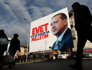 Τι σημαίνει για την Ελλάδα η νίκη του «ΝΑΙ» στην Τουρκία